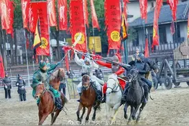 如何更好地为拍电影服务，影视基地不能满足于只当摄影棚图片