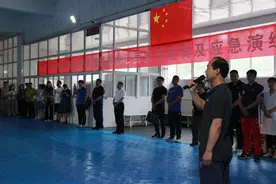 “模拟溺水”“现场救援”“医疗急救”……防溺水心肺复苏应急演练走进潍坊校园图片