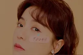 丁当推出“90s华语金曲翻玩计划”新曲《太傻》与五月天玛莎再合作图片