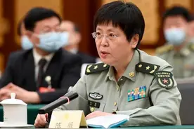 陈薇：穿上了这身军装，这一切就都是我该做的图片