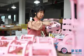 浙江云和：小城里的木制玩具大产业图片