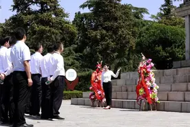 农行江苏分行党委组织部、连云港分行党委赴抗日山举办主题党日活动图片