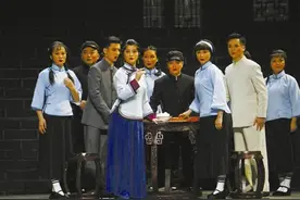 大型红色原创甬剧《众家姆妈》今晚首演图片