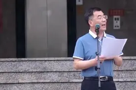 追光吧，少年！金华一语文老师连续15年写长文为高考生加油视频封面