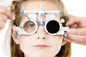 高度近视不可逆！建议学龄儿童一年两次视力筛查视频封面