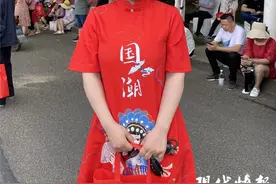 39岁年轻妈妈给儿子写纸条：高考只是人生第一步，不用着急图片