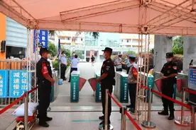 多图｜直击广元高考现场 16005名考生今日赴考图片