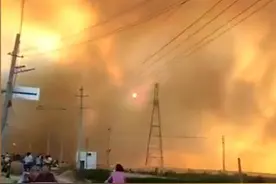 河南禹州一村庄大片麦田着火，前不久该村麦地也曾失火图片
