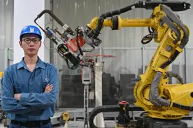 中国制造，未来可期！来看世赛冠军在汽车工厂的智能化转型视频封面