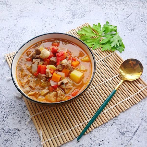 硕梦菲