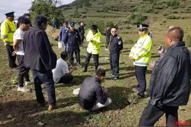 12人上山找牦牛突遇暴雨被困原始森林，近百人出动紧急救援 官方通报：全部获救图片