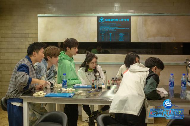 密室逃脱火了！如何成为高玩，五个逃脱小技巧请收好