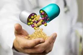 夏天不请自来，这满手的小水泡怎么破？图片