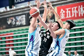 2021“远达美乐杯”四川男子篮球联赛揭幕图片