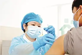楼村工业区社康护士方小燕：一天打了530针疫苗图片