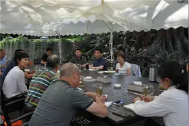 成都市地方志编纂委员会办公室党组书记、主任高志刚一行到蒲江、金堂调研名镇名村志编纂工作图片