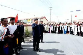 习近平：我们都是一家人，都是兄弟姐妹，我们的明天会更好图片