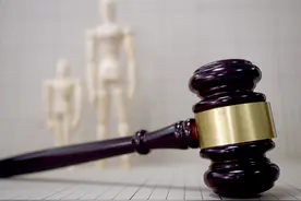 快评｜未成年人欺凌事件对犯事者不能一放了之，可让专门学校来矫治不良行为图片