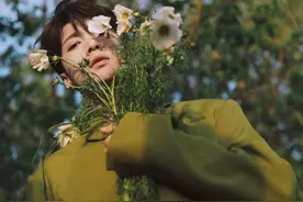 张艺兴封面写真 演绎夏日清爽大片图片