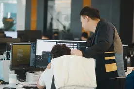 90后小伙重庆创业，在淘宝一年帮2万人复习法考图片