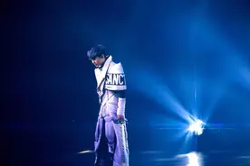 林俊杰首场线上演唱会《圣所FINALE》终点站延期至7月10日图片