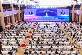茅台股东大会召开：但斌建议“拆股”，林园抱怨“买不到酒”图片