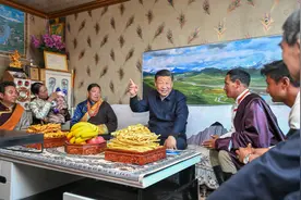 特写：大草原上新生活--回访习近平总书记看望的青海刚察藏族牧民家庭图片