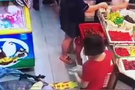 报道追踪丨“抠掉婴儿脚皮的大妈”被厦门警方拘留图片