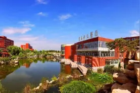 山东英才学院学校简介图片