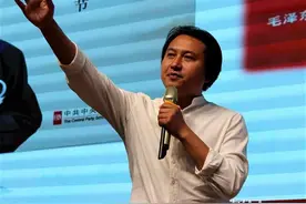 青年毛泽东”特型演员与长江职院大学生畅谈初心，?他勉励学子：青年不能轻易“躺平”图片
