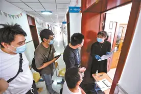 本市“幼升小”入学材料审核启动图片