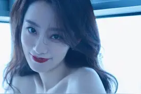 张小斐获奖：谢谢“焕英”让我得到了这个“欢迎”图片