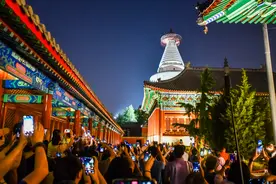 夜游白塔寺是种怎样的体验？夜场活动昨晚首秀图片