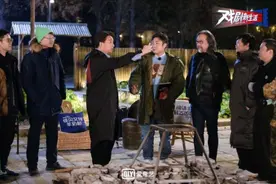无高片酬、高流量，话剧演员是怎样的存在？图片