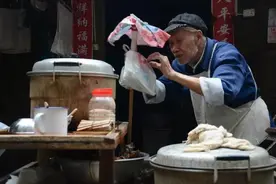 粽子5毛钱一个！买家看不下去了：“涨价吧”图片