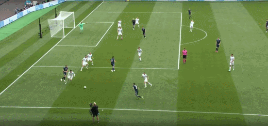欧洲杯历史最远进球！捷克2-0苏格兰，希克中场吊射破门
