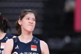 朱婷复出，俄罗斯女排成一口酥，但这个17岁的“娃”才是中国女排的未来之敌图片
