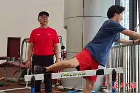 （达人秀）一个活得很简单的田径教练图片