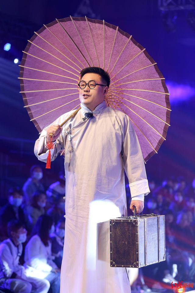 《象牙山爱逗团》来了宋晓峰：不怕观众腻歪我的笑声和吟诗