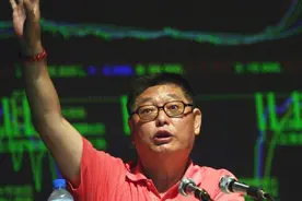“中国第一股民杨百万”去世，2分钟看“著名散户”传奇人生视频封面