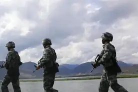 边防巡逻再添利器！新式无人机助力戍边官兵巡逻守防视频封面