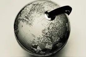 北极位置在变化！20多年前地极漂移为何又神秘转向？图片