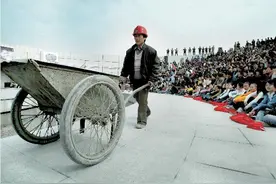 随时随地“开场”演出！追光逐梦，点亮生活，新杭州人让城市变得更美好图片