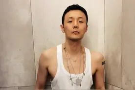 李荣浩为舞台上发挥不够完美道歉：“对不起，抱歉”图片