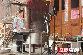 古丈：山寨里来了位美女网红图片