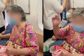 又现北京大妈指责年轻人不让座：我年轻时老给人让座，特积极图片