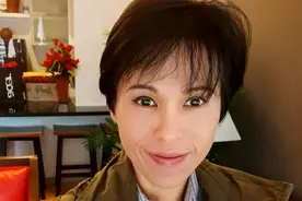 封面专访 | 马来西亚华语作家黎紫书：在追求高速的社会里，开着文学这艘慢船图片