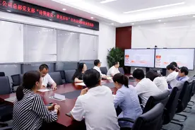 中建交通二公司总部党支部开展红色诗词主题党日图片