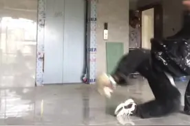 贵阳90男生工地挤时间练街舞：因为热爱 所以坚持图片