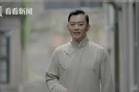 跟毛泽东扮演者一起穿越百年，寻找党章守护者的秘密图片